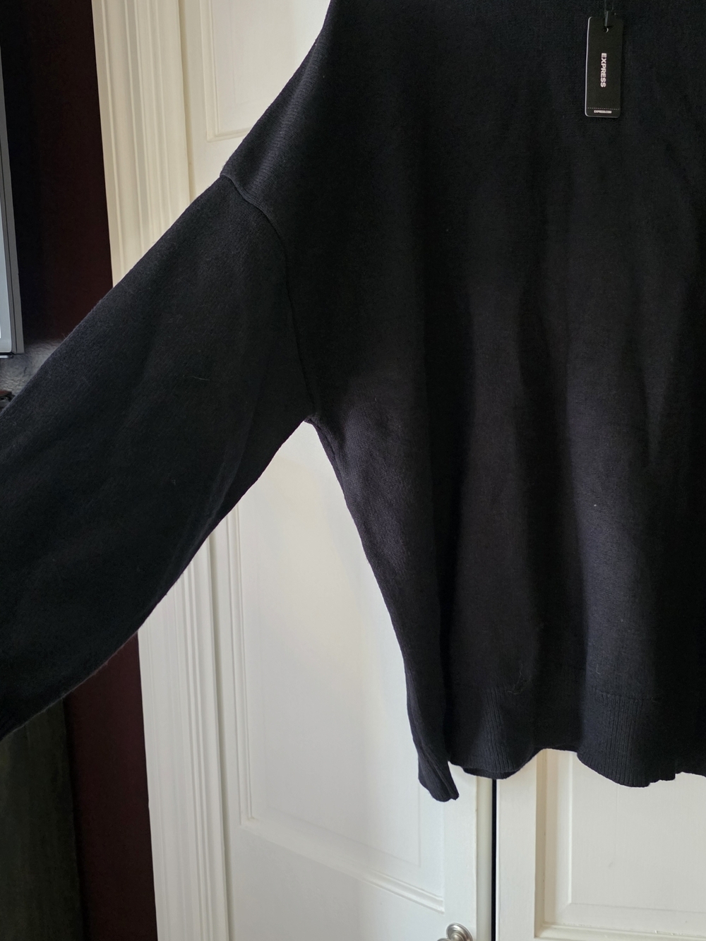Express Black Oversized Sweater XL NWT Crewneck Slouchy Minimalist Office - Picture 2 of 4